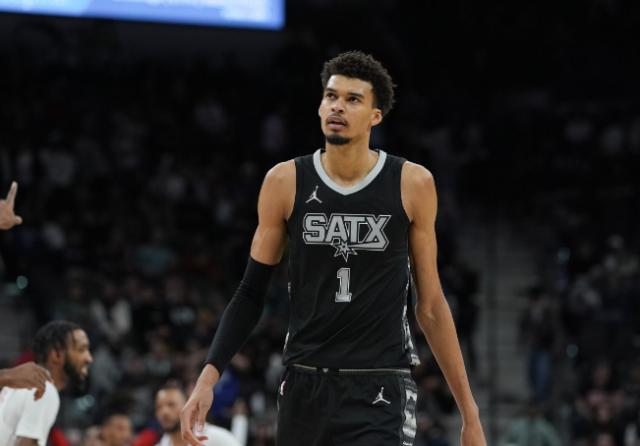 BOB半岛平台-揭秘文班患血栓赛季报销内情！看齐莺歌满血复活？